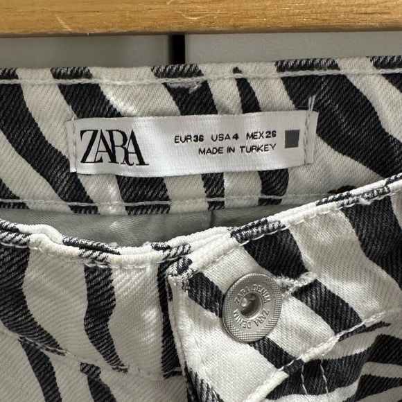 Zara Black and White Zebra Print Straight Leg Jeans - Picture 2 of 2